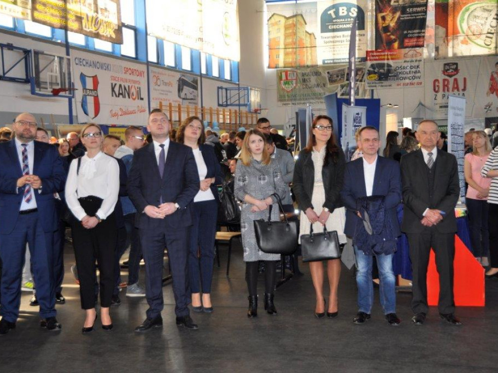 Tłumy na ciechanowskich targach edukacji i pracy