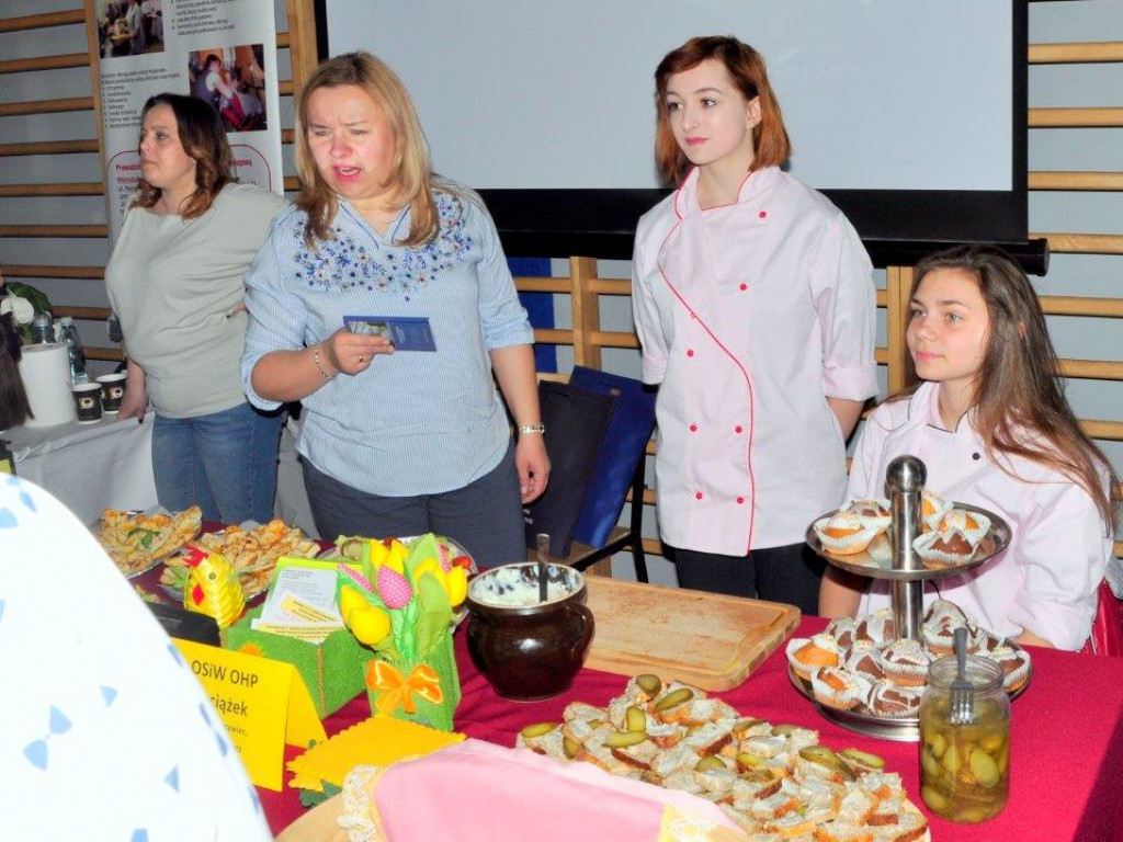 Tłumy na ciechanowskich targach edukacji i pracy