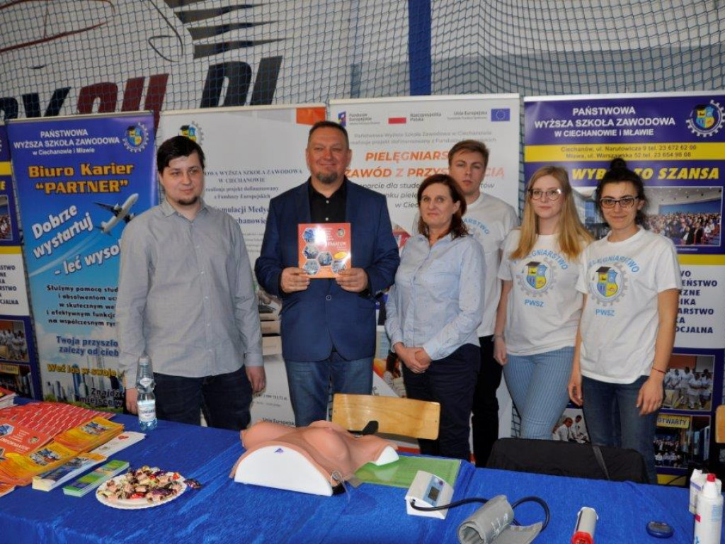 Tłumy na ciechanowskich targach edukacji i pracy