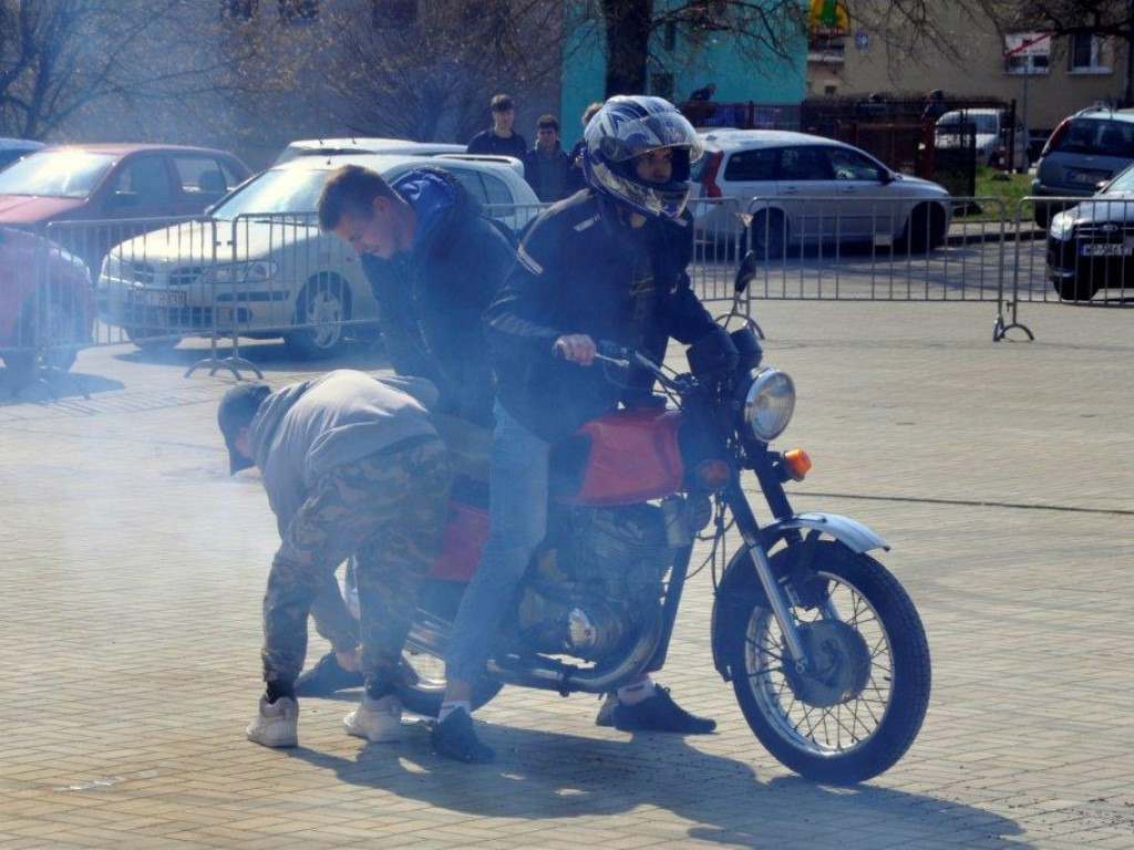 Tłumy na ciechanowskich targach edukacji i pracy