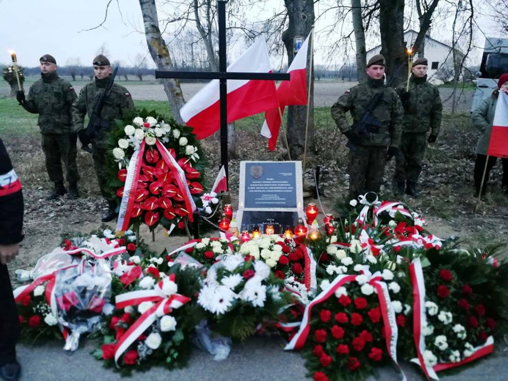 Rocznica śmierci Roja i Mazura