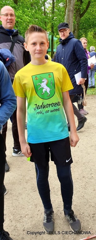 Pobiegli pomiędzy zamkami