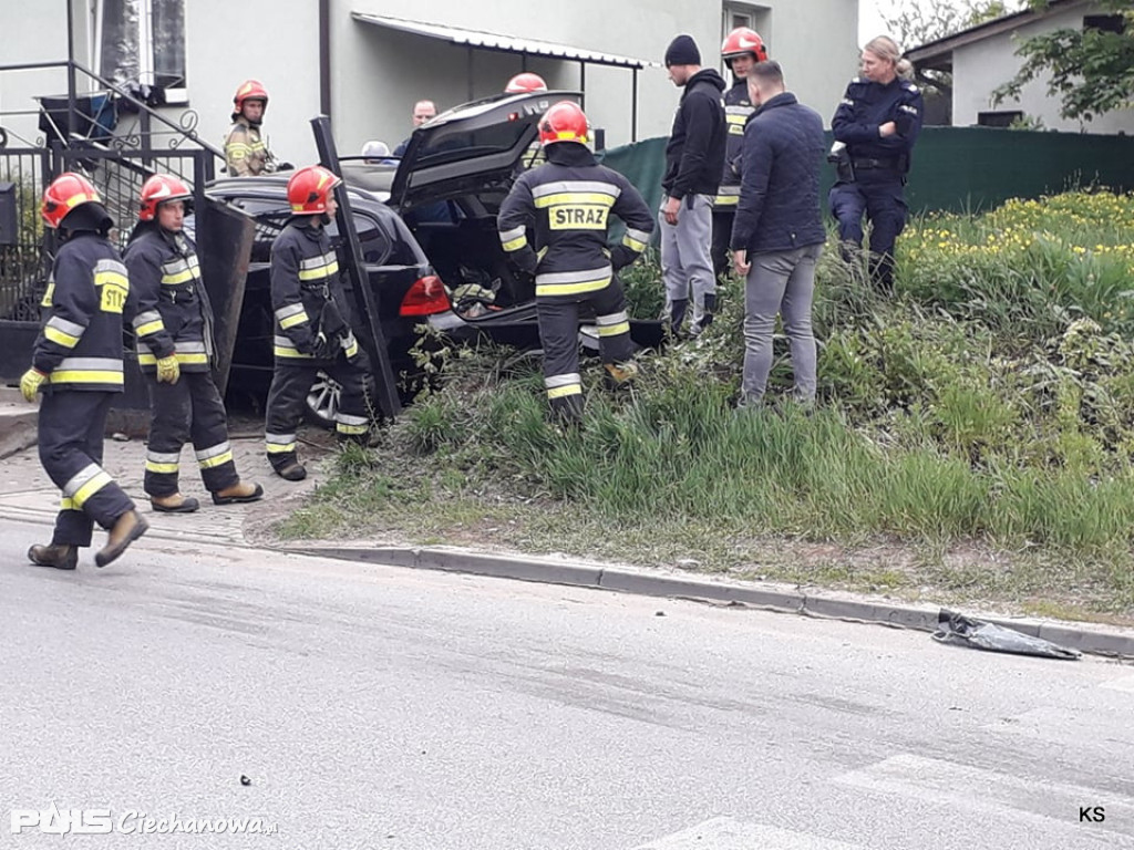 Wypadek na skrzyżowaniu ulicy Widnej z ulicą Czarnieckiego