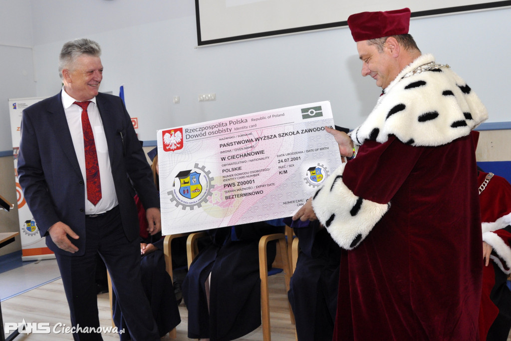 Wiadomości akademickie PWSZ