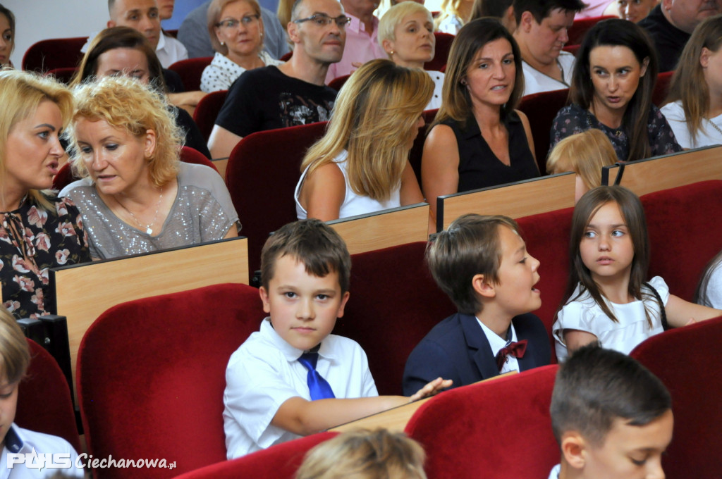 Zakończenie roku szkolnego w Szkole Podstawowej TWP w Ciechanowie - czerwiec 2019 r.