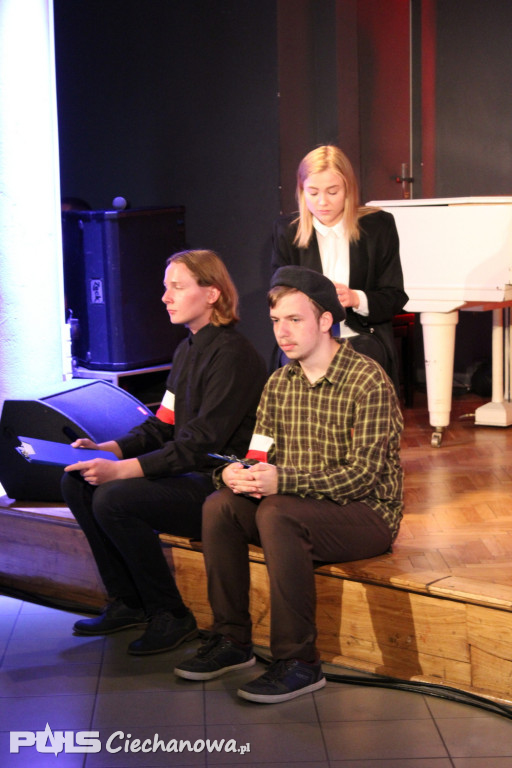 75. rocznica Powstania Warszawskiego w PCKiSz Ciechanów Teatr Rozmyty Kontrast