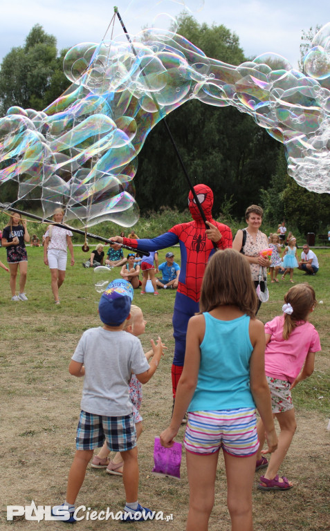 Festiwal Baniek Mydlanych i Kolor Fest w Ciechanowie