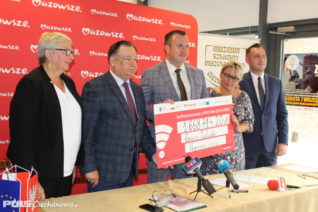 Podpisanie umów na projekty ekologiczne oraz edukacyjne w ramach Regionalnego Programu Operacyjnego Województwa Mazowieckiego 2014-2020