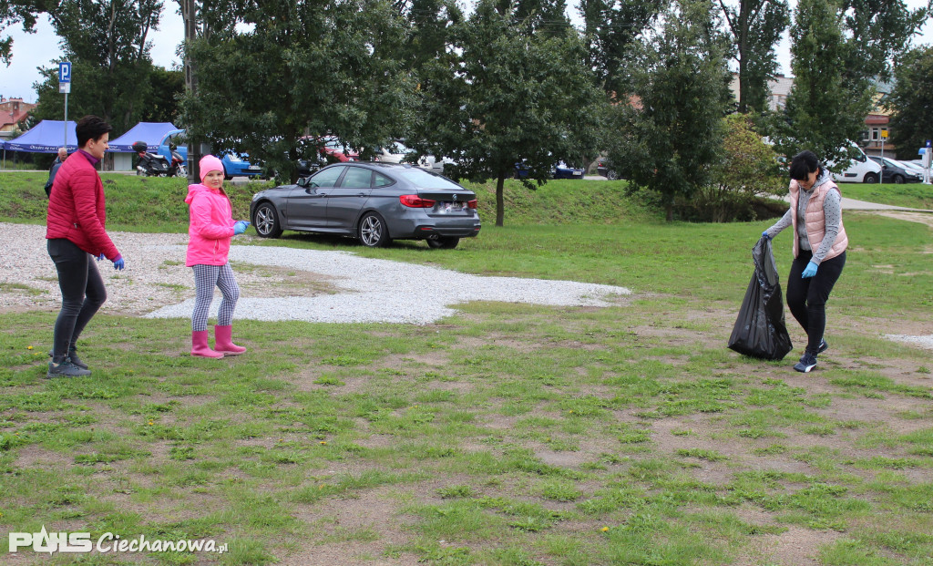 Sprzątanie świata oraz piknik ekologiczny na błoniach zamkowych