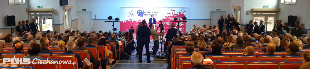 Premier Morawiecki w Ciechanowie