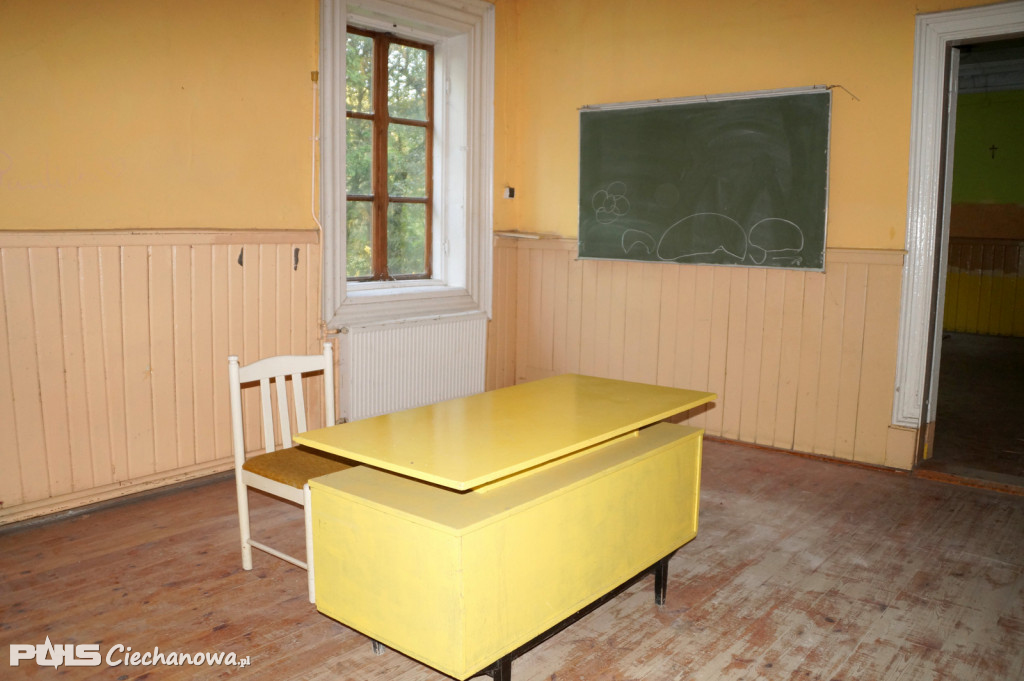 Ocalić od zapomnienia... dwór w Koźniewie Wielkim