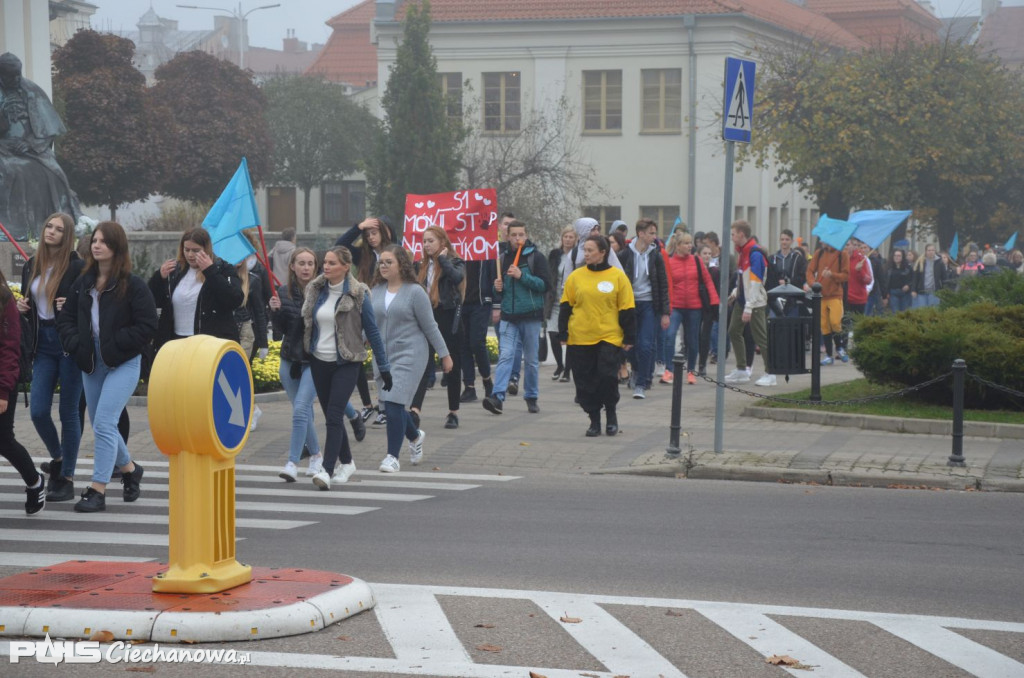 U SĄSIADÓW: Protestowali przeciw narkotykom oraz uzależnieniom