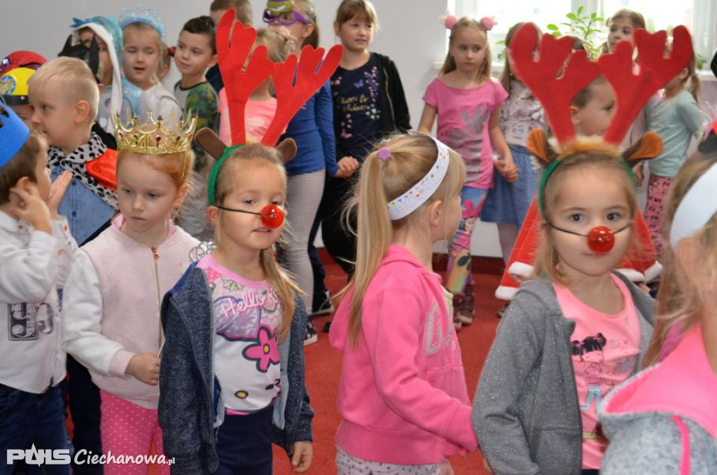 Czerwony Kapturek w Powiatowej Bibliotece