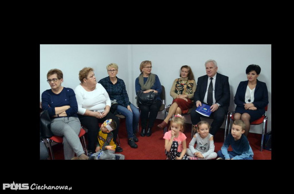 Czerwony Kapturek w Powiatowej Bibliotece