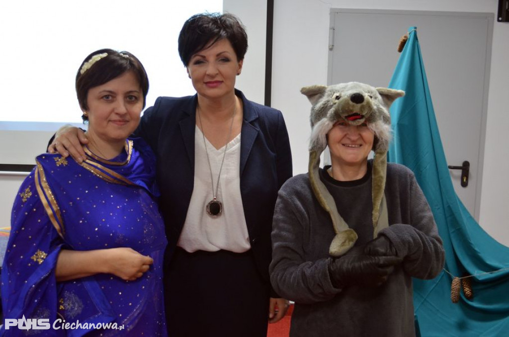 Czerwony Kapturek w Powiatowej Bibliotece