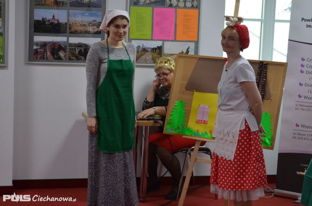 Czerwony Kapturek w Powiatowej Bibliotece