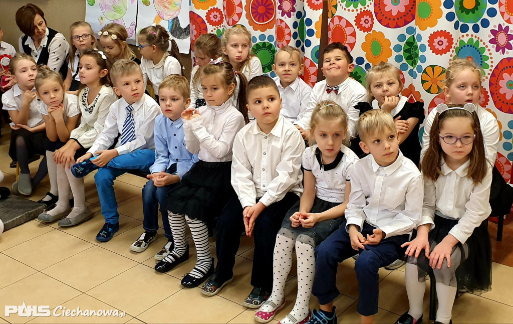 Przedszkolaki uczciły Święto Niepodległości