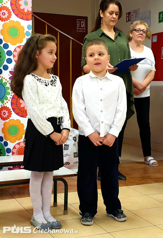 Przedszkolaki uczciły Święto Niepodległości