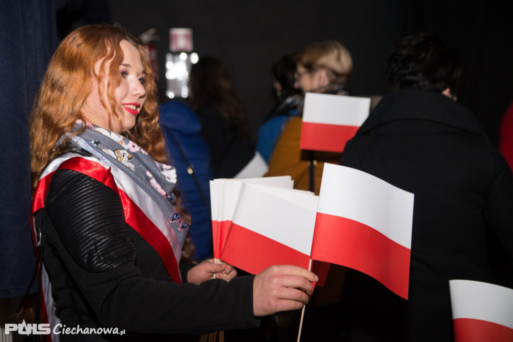 Obchody 101. rocznicy odzyskania przez Polskę Niepodległości w Glinojecku