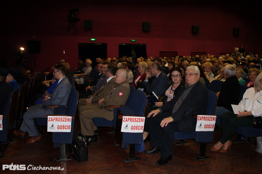 Inauguracja Powiatowego Uniwersytetu Trzeciego Wieku