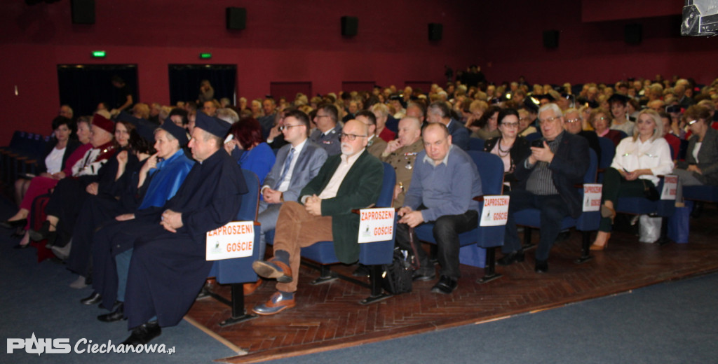 Inauguracja Powiatowego Uniwersytetu Trzeciego Wieku