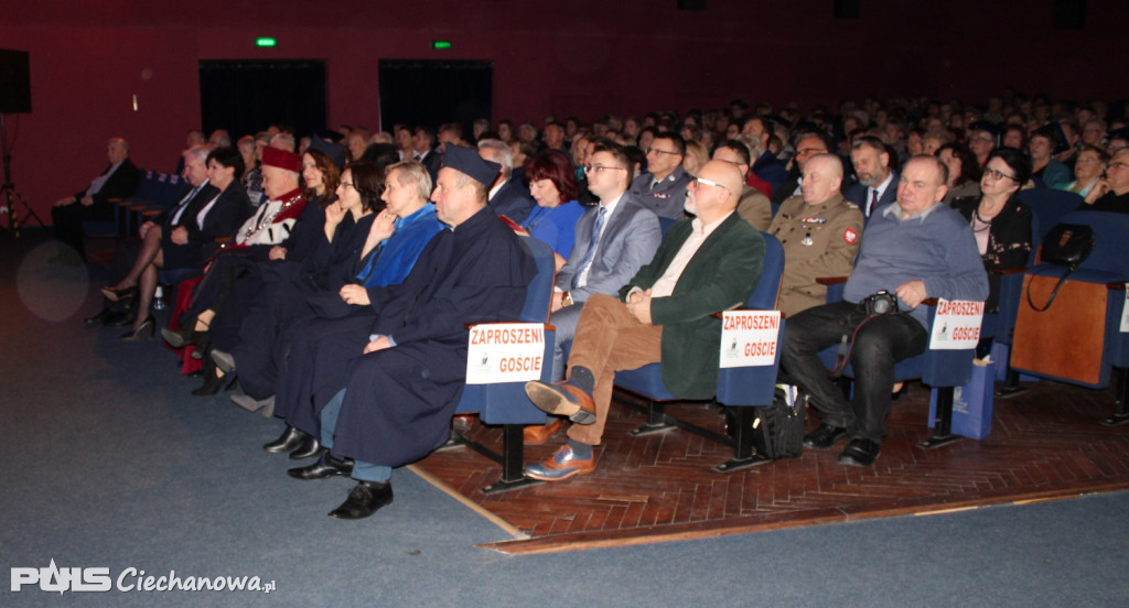 Inauguracja Powiatowego Uniwersytetu Trzeciego Wieku