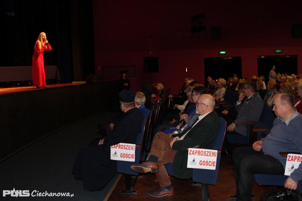 Inauguracja Powiatowego Uniwersytetu Trzeciego Wieku