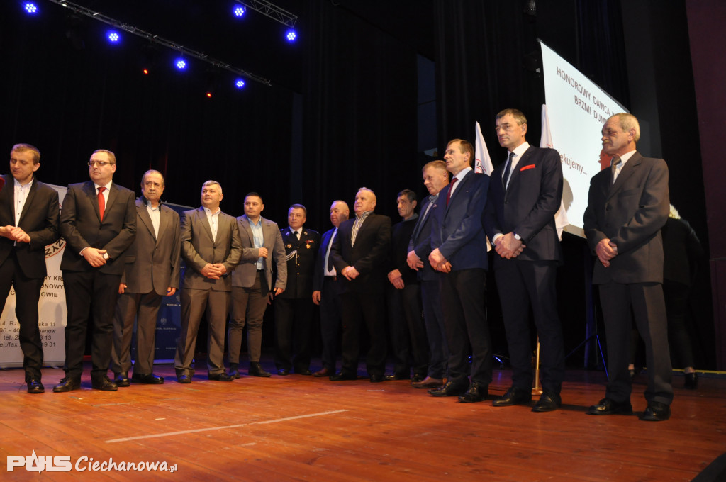 Oddają krew by ratować cudze życie! Honorowi krwiodawcy zostali odznaczeni