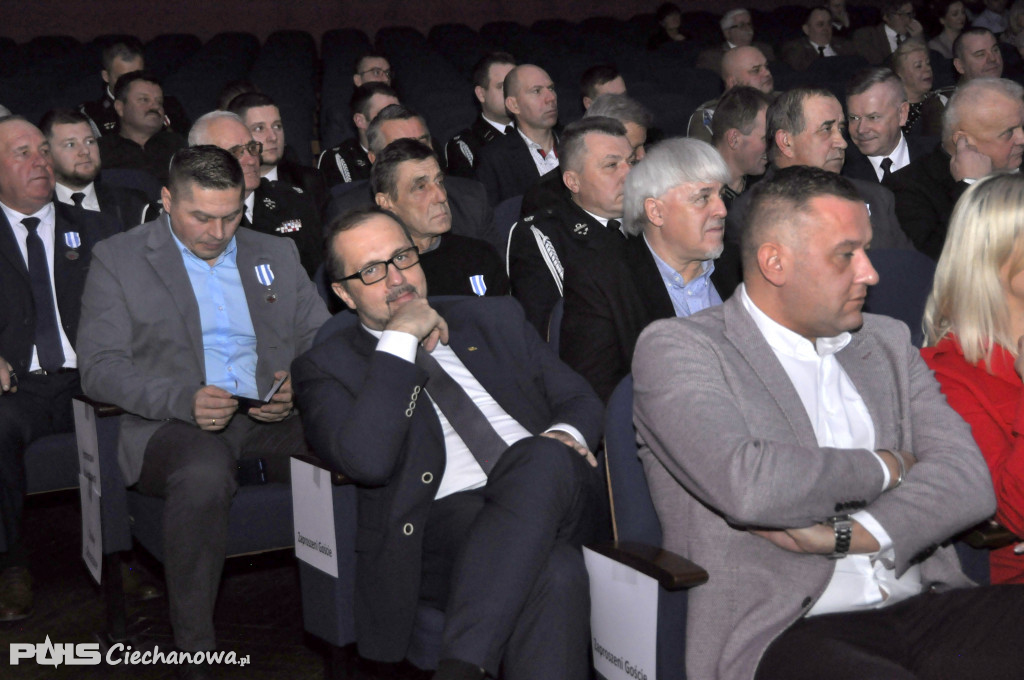 Oddają krew by ratować cudze życie! Honorowi krwiodawcy zostali odznaczeni