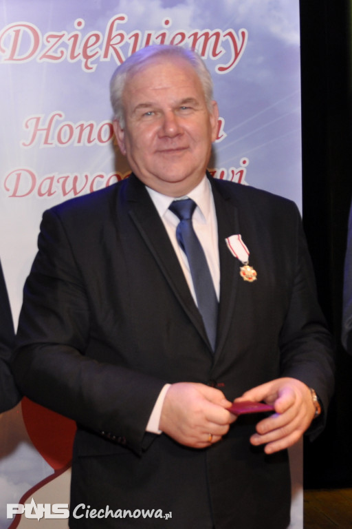 Oddają krew by ratować cudze życie! Honorowi krwiodawcy zostali odznaczeni