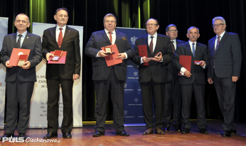 Oddają krew by ratować cudze życie! Honorowi krwiodawcy zostali odznaczeni