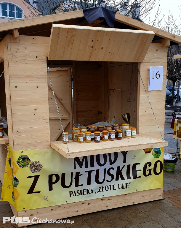 Jarmark Bożonarodzeniowy przed ratuszem