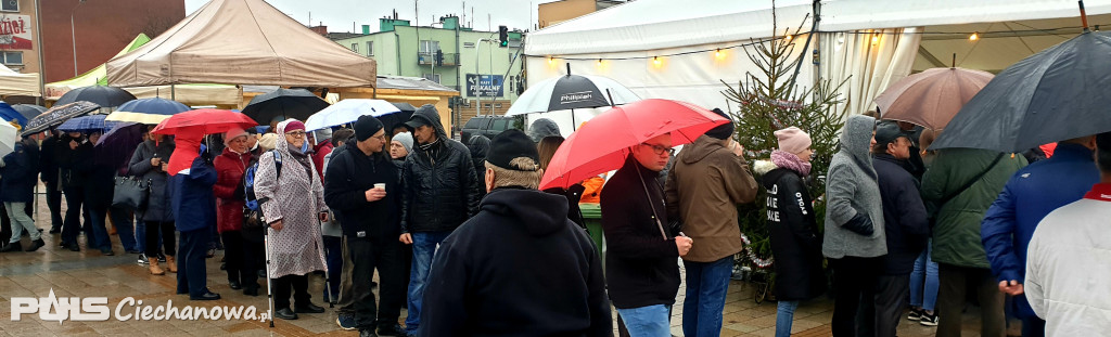 Wigilia dla Mieszkańców przed ratuszem