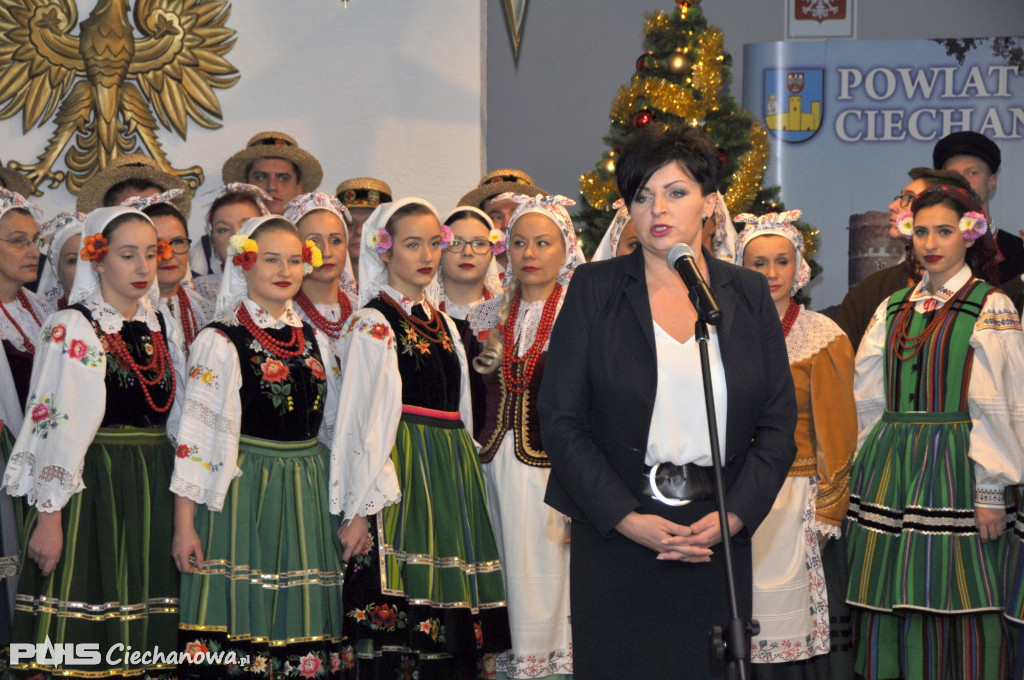 Spotkanie wigilijne w Starostwie Powiatowym w Ciechanowie - 2019