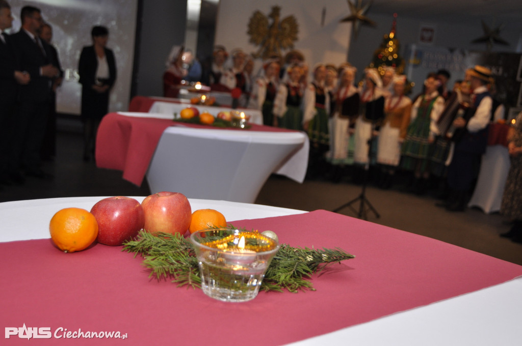 Spotkanie wigilijne w Starostwie Powiatowym w Ciechanowie - 2019