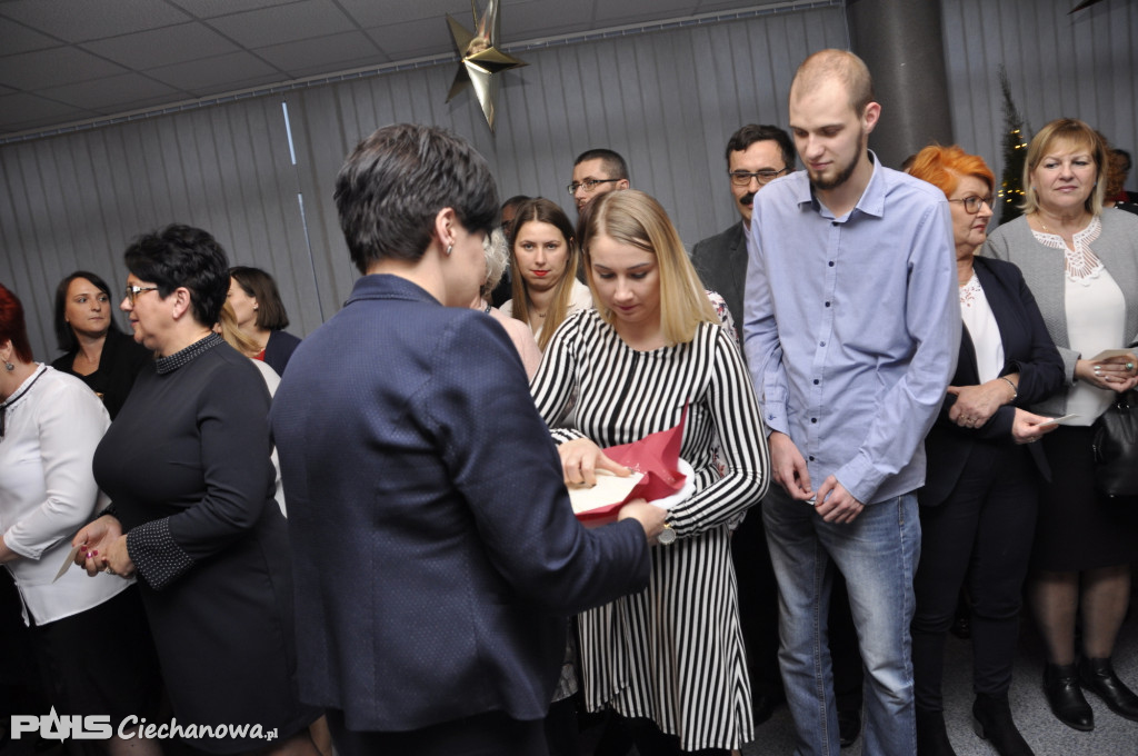 Spotkanie wigilijne w Starostwie Powiatowym w Ciechanowie - 2019