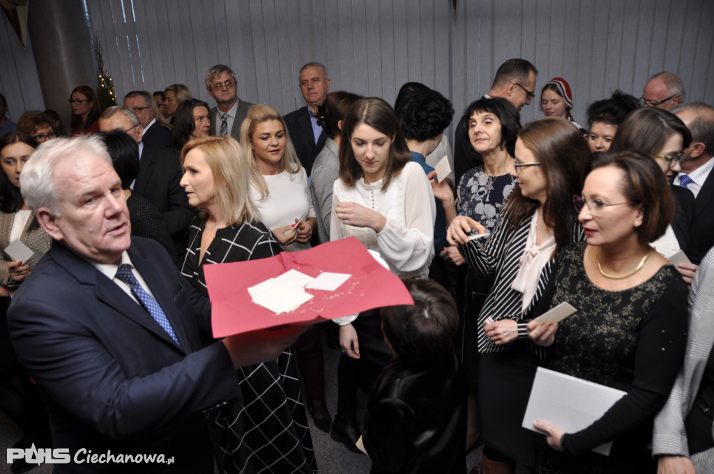 Spotkanie wigilijne w Starostwie Powiatowym w Ciechanowie - 2019
