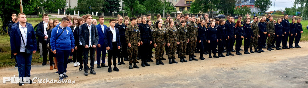 Zmiana warty w Technikum Mundurowym BZDZ