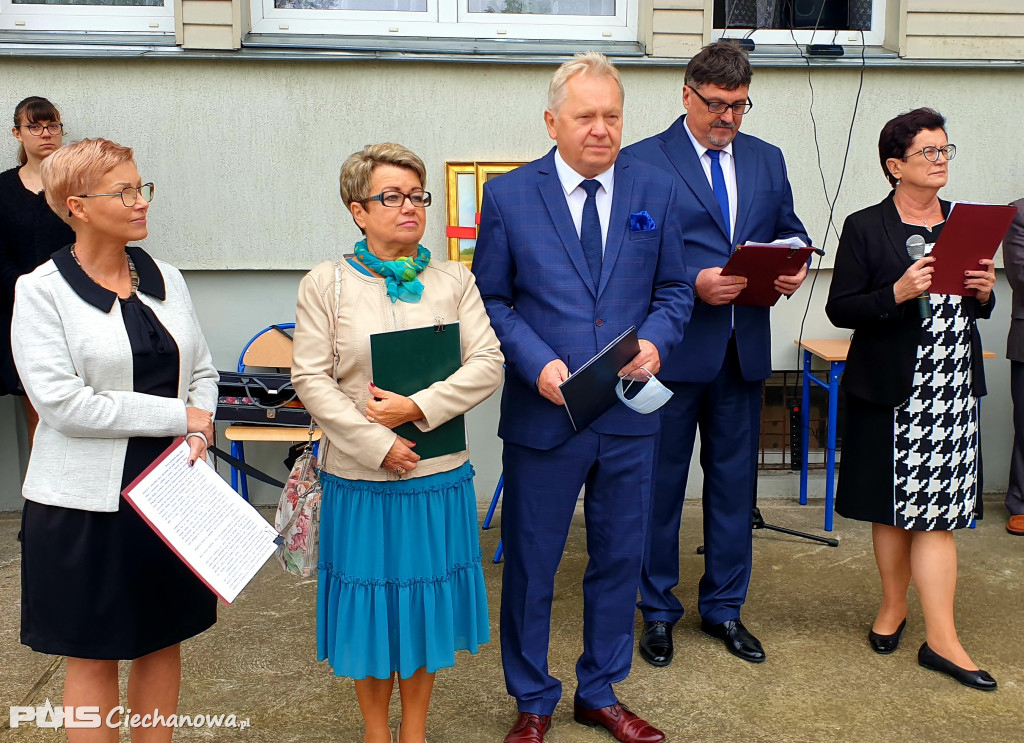 Zmiana warty w Technikum Mundurowym BZDZ