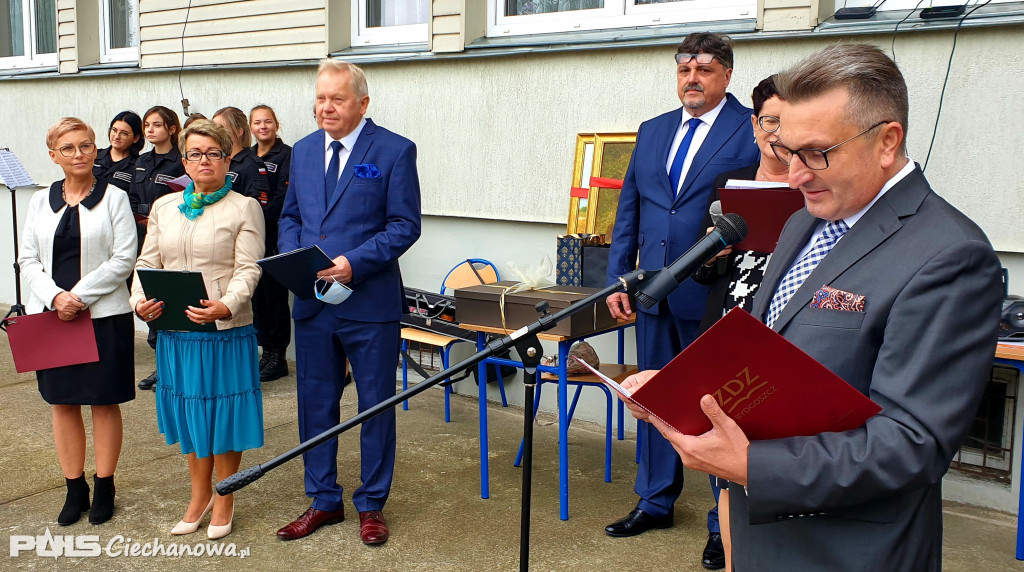 Zmiana warty w Technikum Mundurowym BZDZ