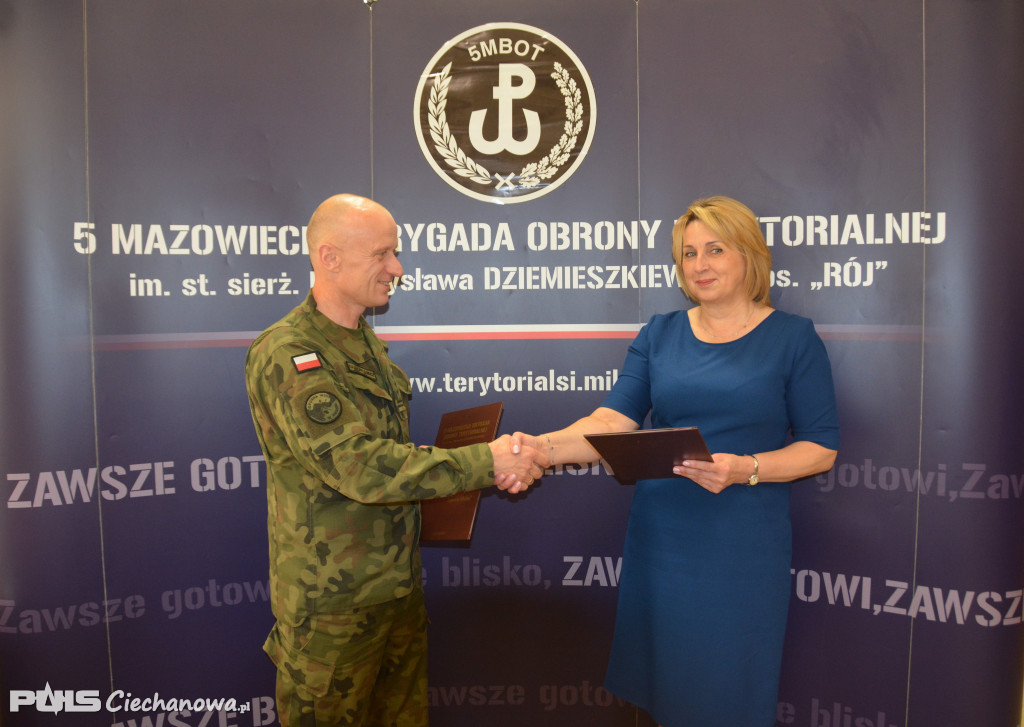 Terytorialsi porozumieli się z Bemem