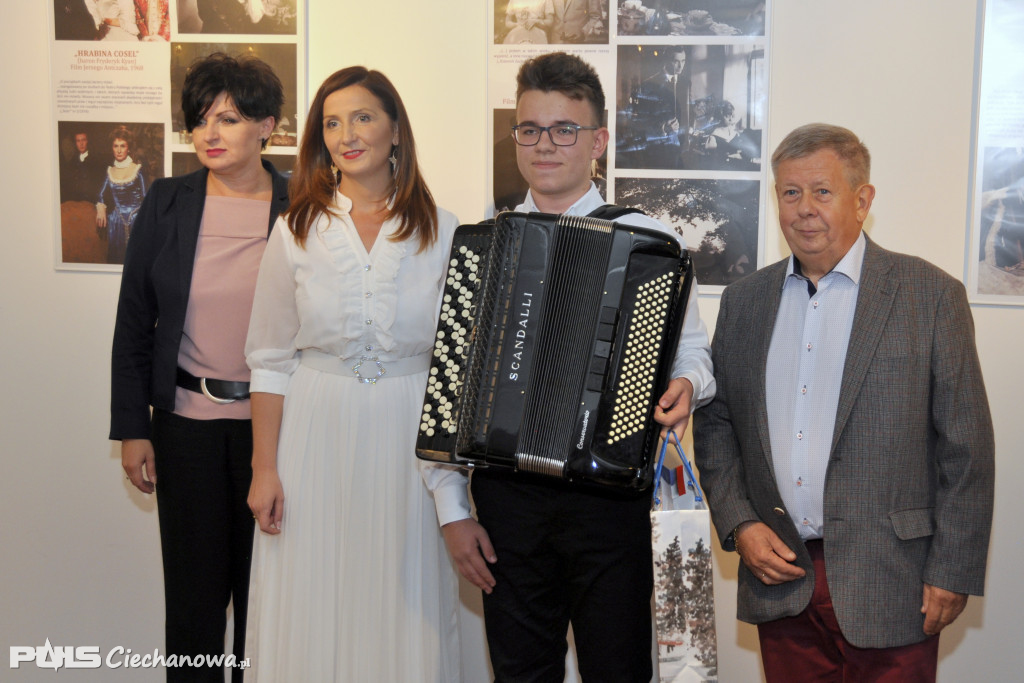 Okiem Andrzeja Bayera...  wernisaż  18 września 2020 r.
