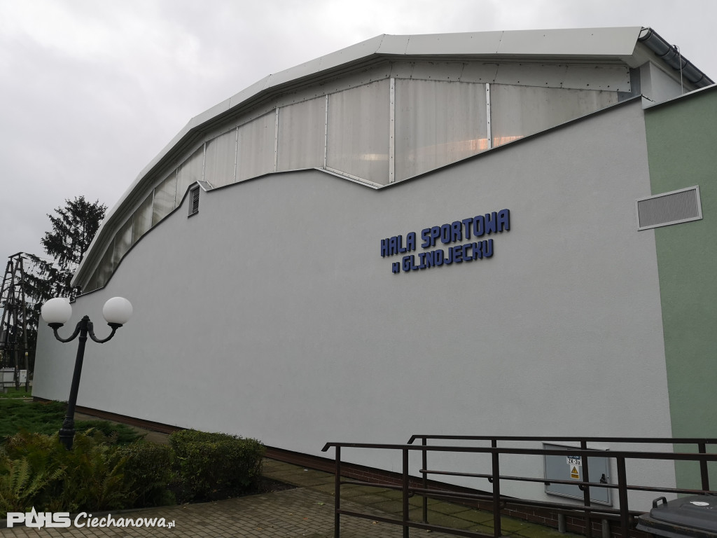 Zakończony remont hali sportowej w Glinojecku