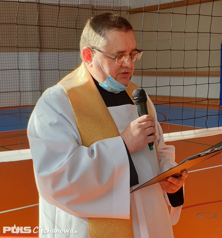 Ojrzeń ma nową halę sportową
