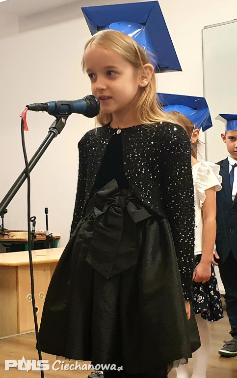 Pasowanie na uczniów w Szkole Podstawowej TWP