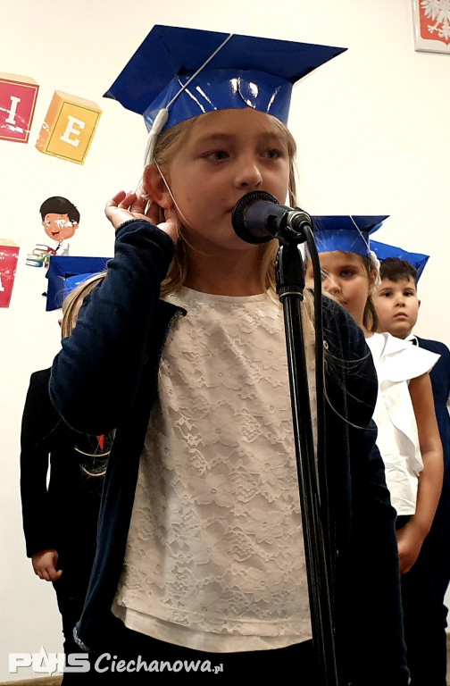 Pasowanie na uczniów w Szkole Podstawowej TWP
