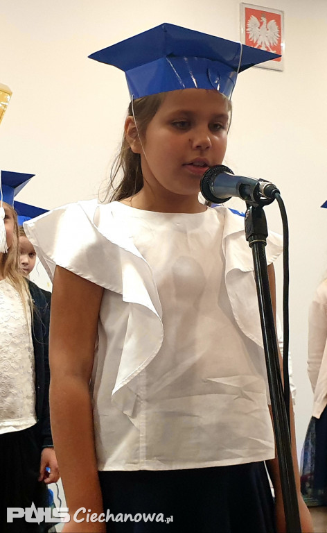 Pasowanie na uczniów w Szkole Podstawowej TWP
