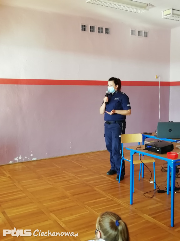 Lekcja z zakresu bezpieczeństwa w Gołyminie i Gostkowie
