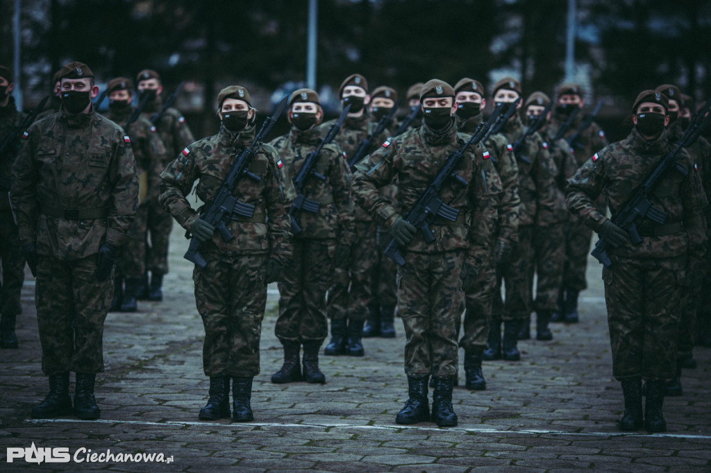 Złożyli przysięgę wojskową w czasach pandemii, by zgodnie z Credem Terytorialsa być pomocnym ramieniem i tarczą dla społeczności lokalnej