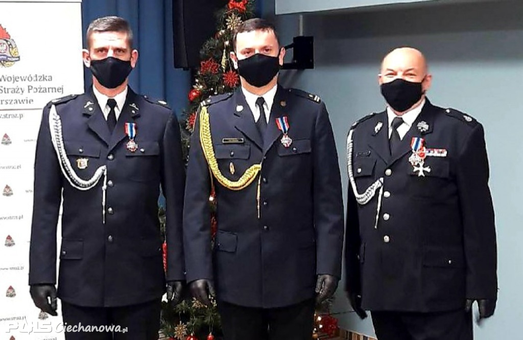 Wóz dla strażaków i medal dla wójta